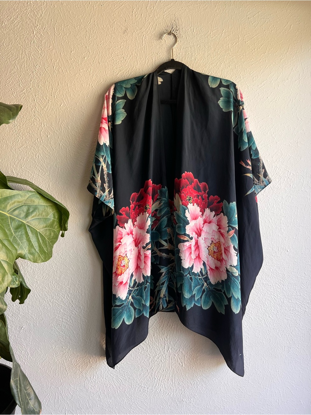 Cocoon House silk peony wrap one size
